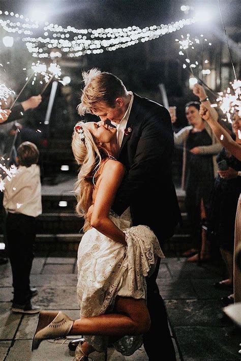 45 incredible night wedding photos that are must see