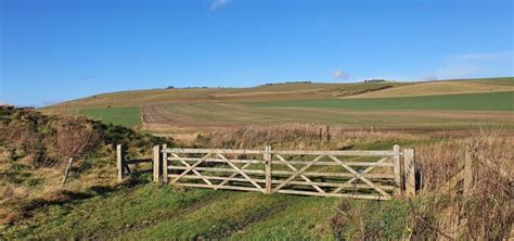 north  wiltshire  rebecca  wills cc  sa geograph britain  ireland