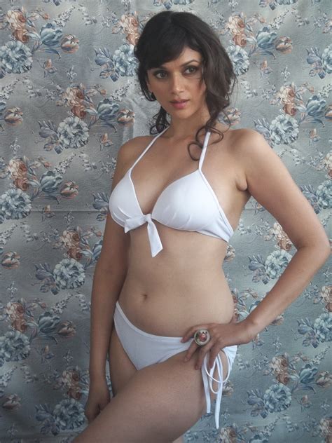 Actresses In Bikini Bollywood Actress Hollywood