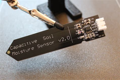 capacitive soil moisture sensors work rbaronnet
