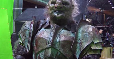 video the hobbit dwarves vs orcs who would win daily