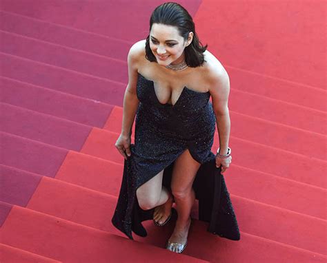 cannes boob bonanza as marion cotillard snapped from