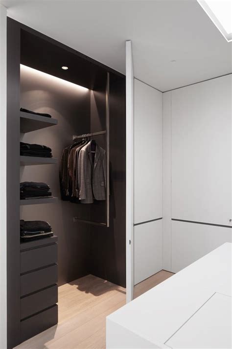 Inside Look At A Gentleman S Closet Urbasm