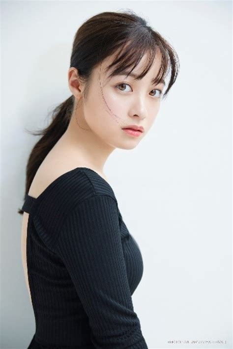 📸 画像：橋本環奈｜橋本環奈、“奇跡の1枚”を決める！『メルティクリームリップ』広告ポスターイラストコンテスト開催＋新cm公開