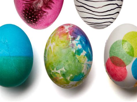 fun ways  decorate easter eggs