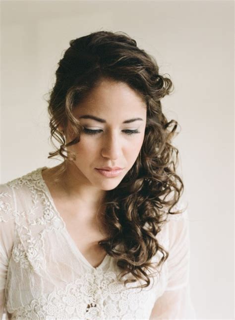 charming brides wedding hairstyles  naturally curly