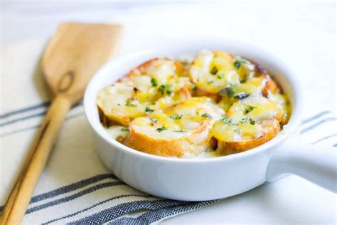 french onion soup recipe  cheese  croutons mon petit