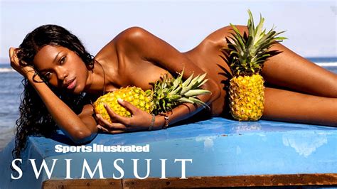 Jessica White Wears Nothing But Pineapples In Hawaii