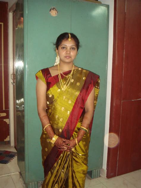 beautiful desi sexy girls hot  cute pretty  indian desi mallu tamil housewife