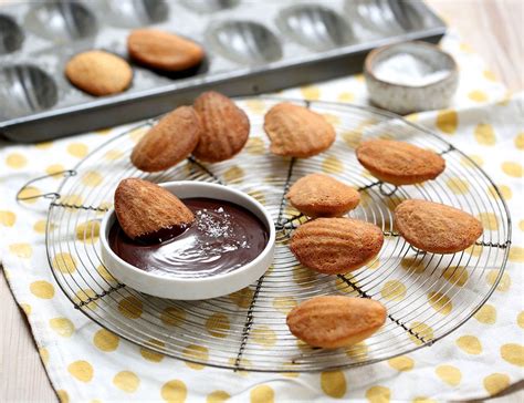 Warm Madeleines With Chocolate Dipping Sauce Recipe Abel