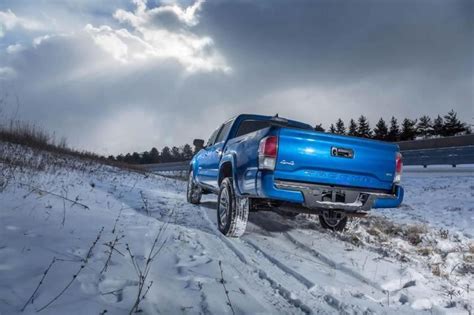 toyota tacoma pictures  wallpapers   top speed