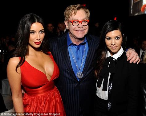 Kim Kardashian Attends Elton John S Oscars Viewing Party