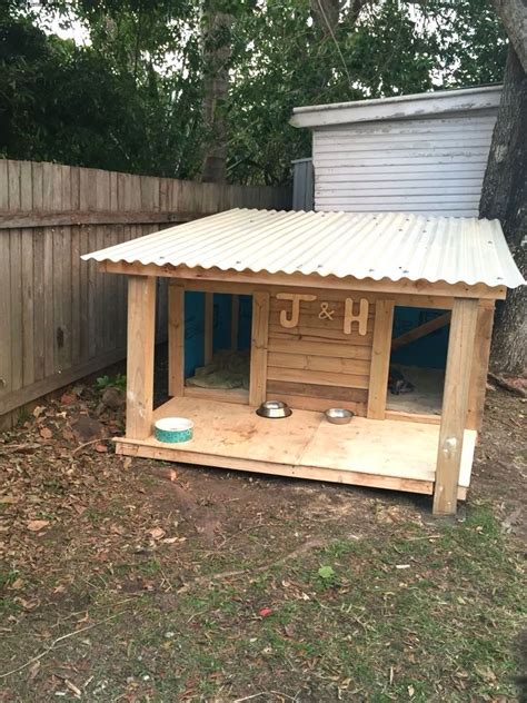 shocking double dog house plans  porch plan dog house diy double dog house dog house