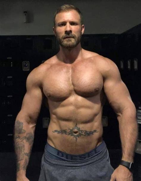 Austin Wolf Sexy Bearded Men Muscular Men Muscle Men