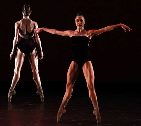 Miami City Ballet Performs Liam Scarlett’s ‘viscera’ The New York Times