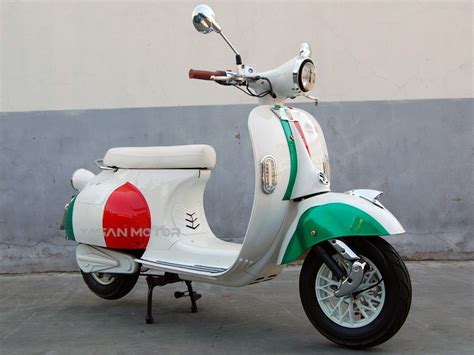 Chinese 72v 20ah Vintage Vespa Electric Scooter For Adults With 2000w