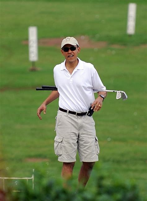 Photos Of President Barack Obama Playing Golf In Hawaii 12 21 2008