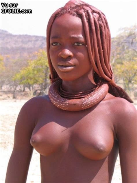 de réélles femmes noires de villages d afrique prisent en photo les seins nus