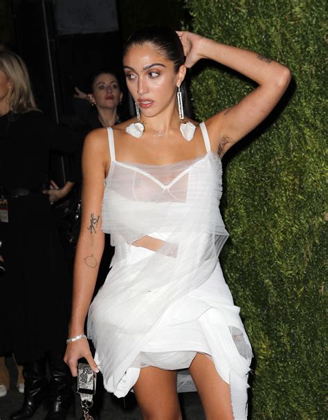 Lourdes Leon Follows In Madonna S Footsteps With A