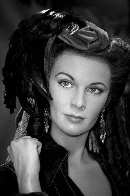 Pin By Desirée Dyer On Vivian Leigh Hollywood Icons Vivien Leigh Beauty