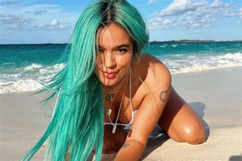 Karol G Premiered Provenza With Video Clip Starring Women Infobae