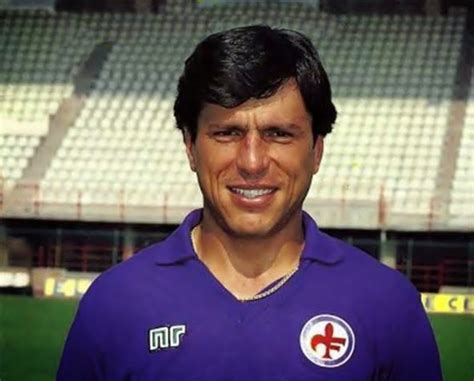 Os 10 Maiores Jogadores Da História Da Fiorentina Calciopédia