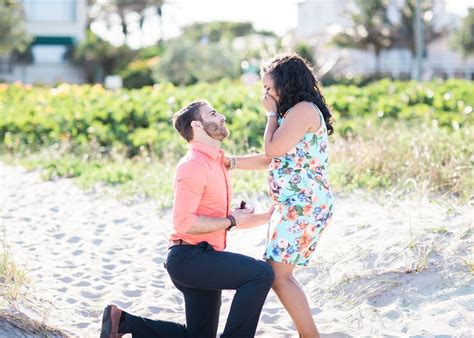 Watch This Maternity Photo Shoot Turn Into A Marriage Proposal Glamour