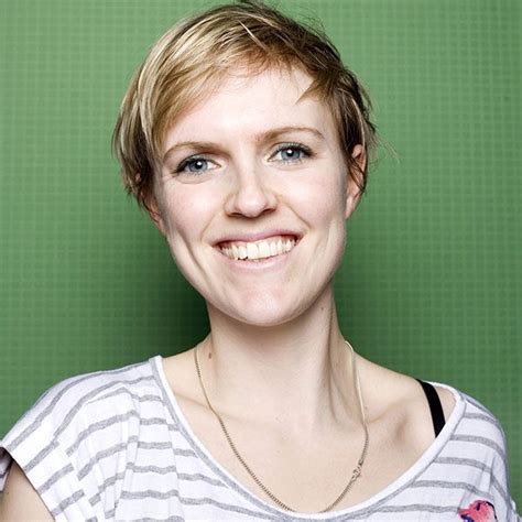 holly walsh 100 funny jokes and quotes about love sex and marriage comedy