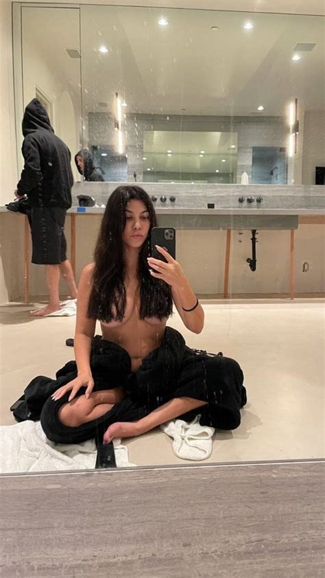 kourtney kardashian topless at quarantine 2 photos