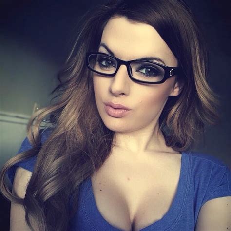 beautiful women central — 21rccz5 geeky nerdy girls with