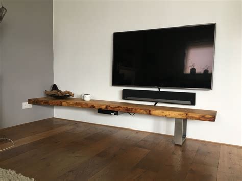 stoer boomstam tv meubel van iepen hout living room inspo living room decor apartment living