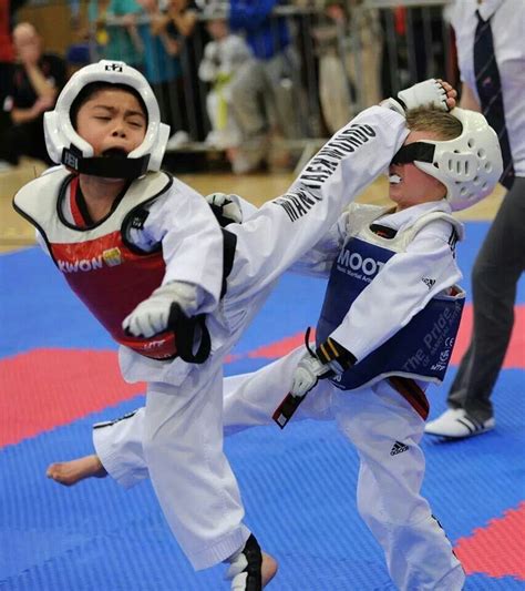 pin de cloé simon en taekwondo material arts