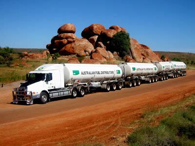 long load australia truck lobby seeks   triple rigs