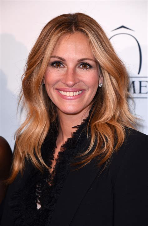 julia roberts to star in film about pta mom framed for
