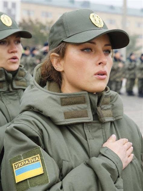 Pin By Jacob Ludwig On Military Women In 2020 With Images
