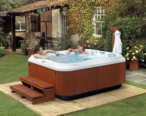 Four Person Hot Tub The Benefits Of Hydrotherapy 3