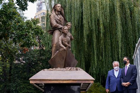 mother cabrini statue unveiled in nyc on columbus day the seattle times