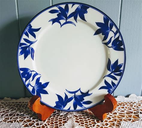 vintage cobalt blue  white porcelain dinner plate pier  etsy