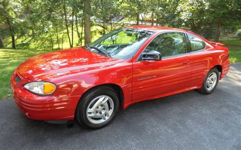 pontiac grand     miles barn finds