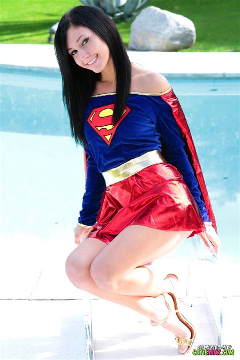 Catie Minx Als Supergirl Catie Minx Supergirl Cosplay