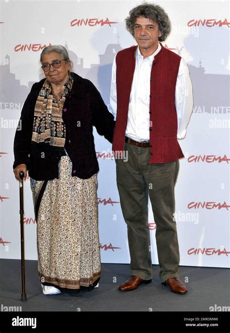 Italo Spinelli And Mahasweta Devi At The Gangor Photo Call At The 5th
