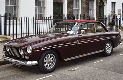 wa jeziorki  classic cars  londons streets