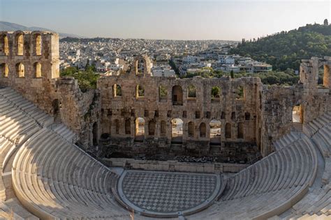 athens travel tips    time visitor bey  travel