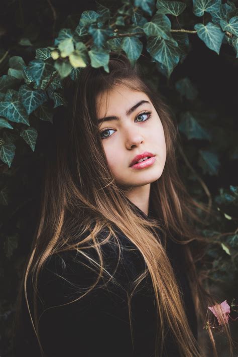 Beautiful Girl With Green Eyes Photography Inspiration
