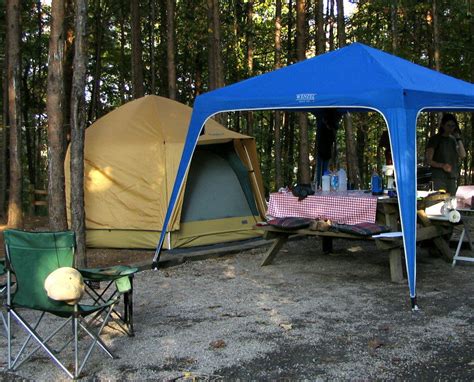 filelarge car camping tentjpg wikipedia   encyclopedia