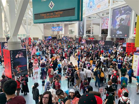 Slideshow All The Cosplayers We Spotted At Anime Expo 2019