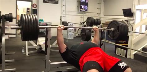 Strongman Eddie Hall Bench Presses 584 Pounds For 6 Reps