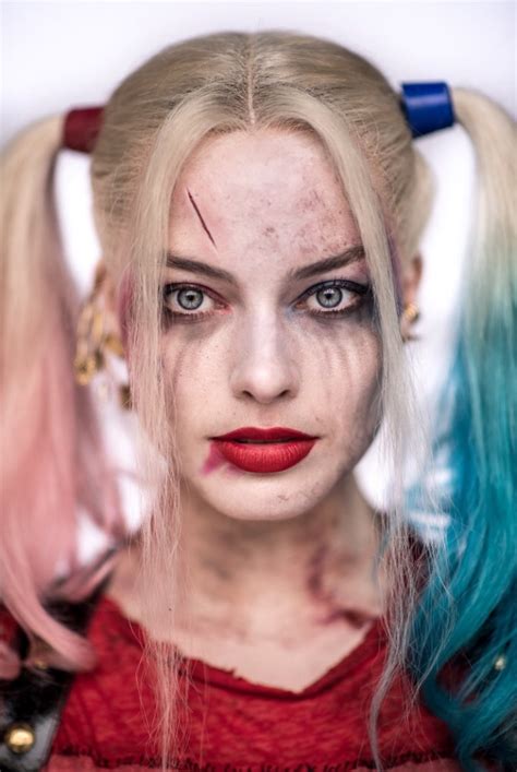 New Portrait Of Margot Robbie As Harley Quinn From Suicide Squad