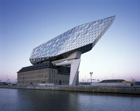 edificio  porto de antuerpia zaha hadid architects archdaily brasil