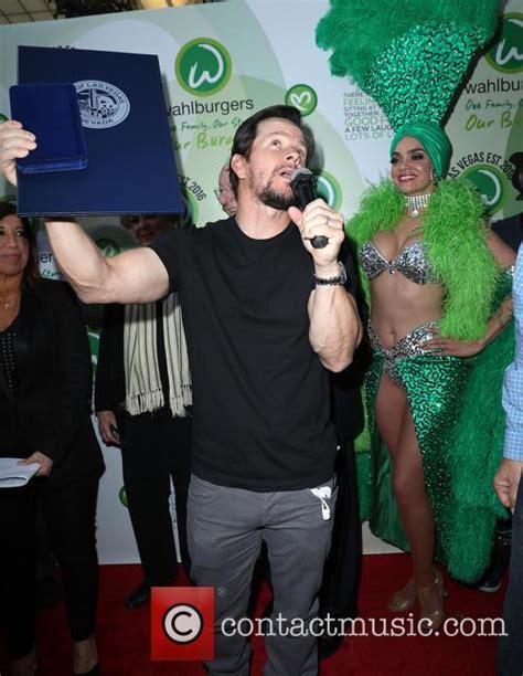 Mark Wahlberg Biography News Photos And Videos